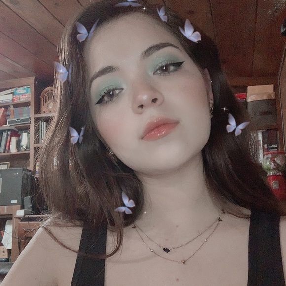 Meet your Posher, Jaqueline - Picture 1 of 1